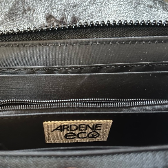 Wallet - Picture 5 of 7